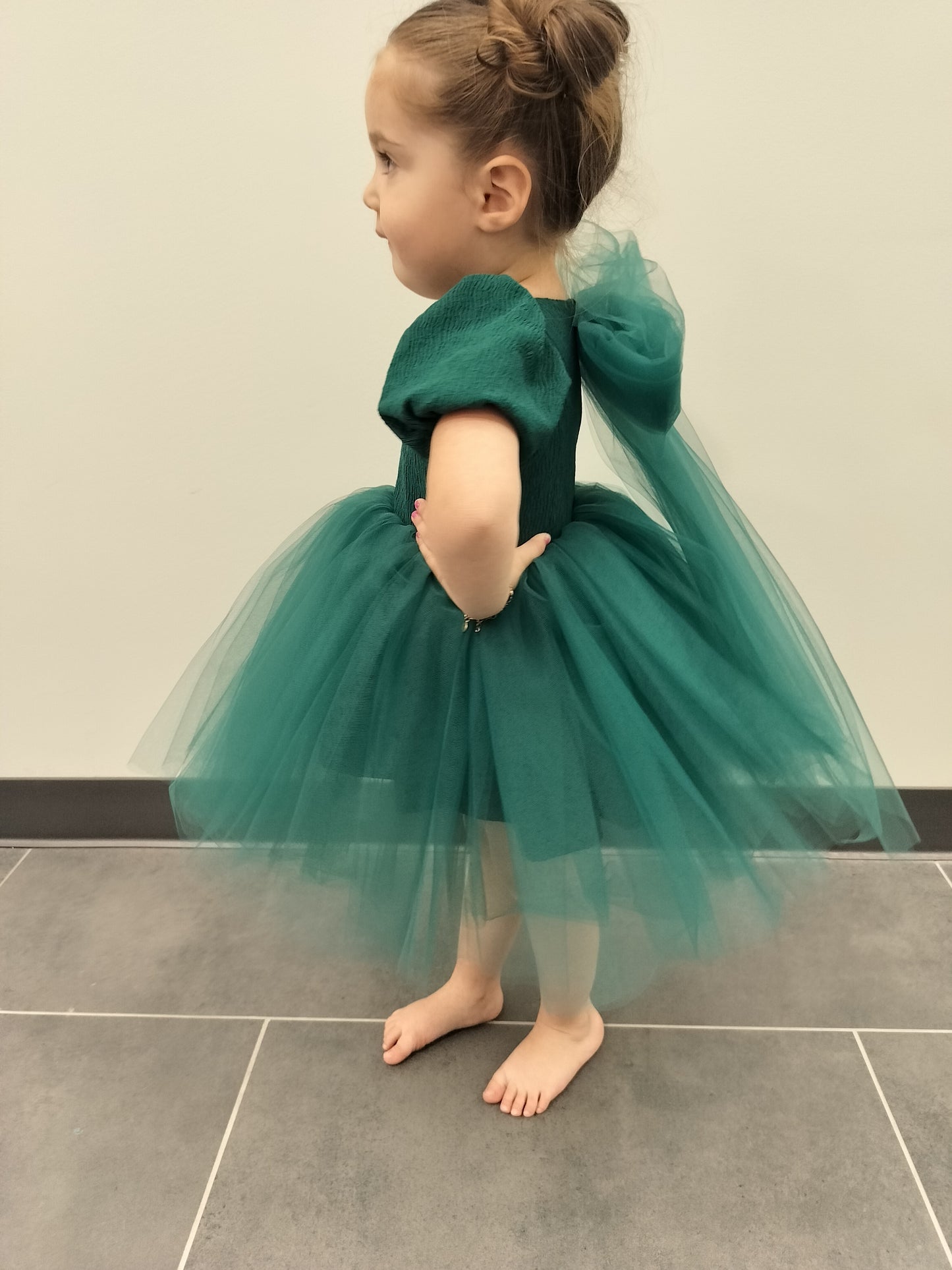 Hunter Green Puff Sleeve & Bow